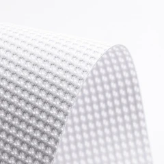 Mesh 270g med liner Format hel rull 3,20 x 50m